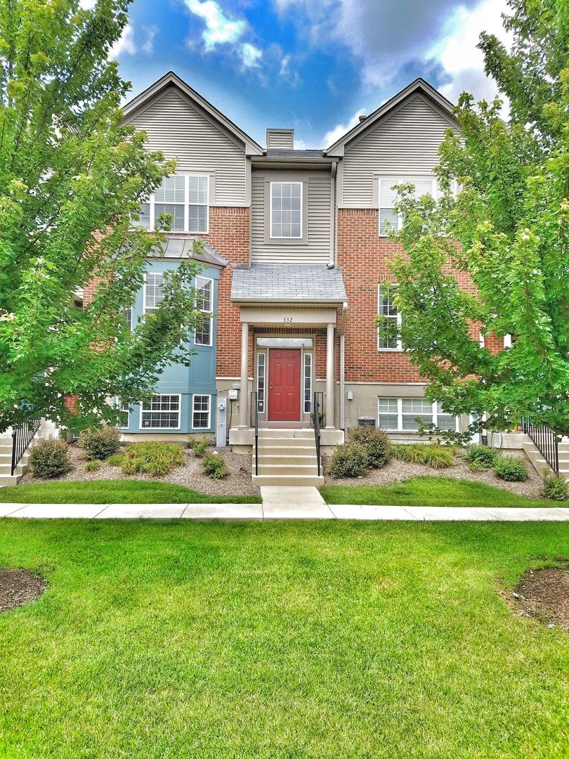 332 Station Park Cir., Grayslake, IL 60030