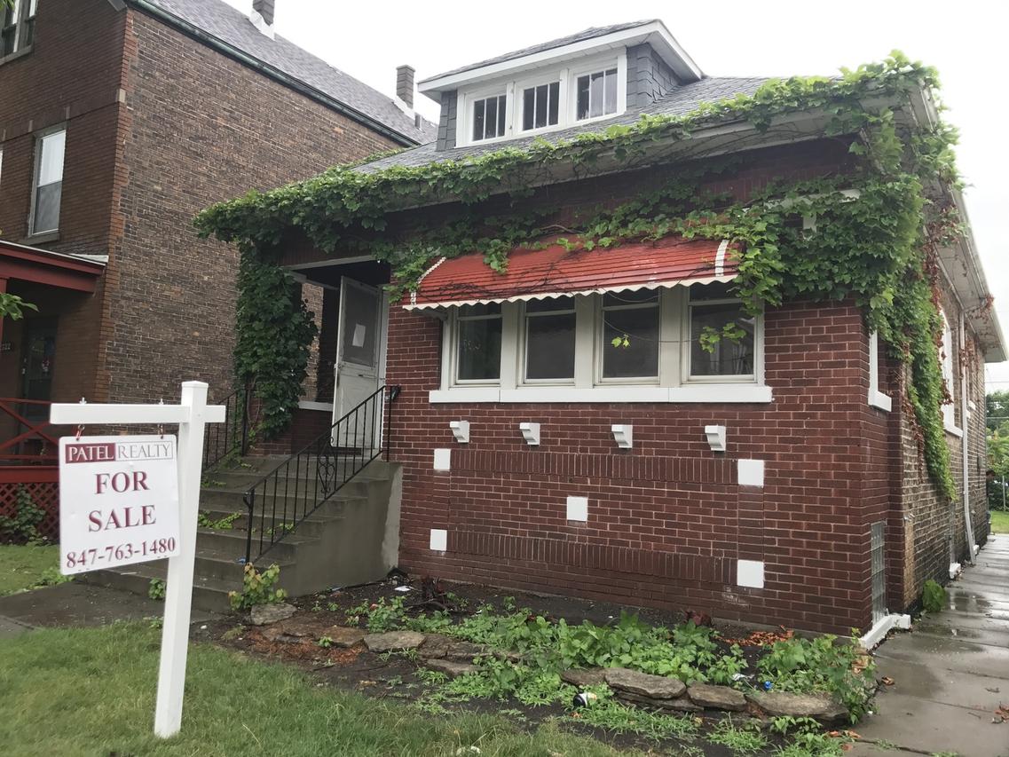 2518 W 50th St., Chicago, IL 60632