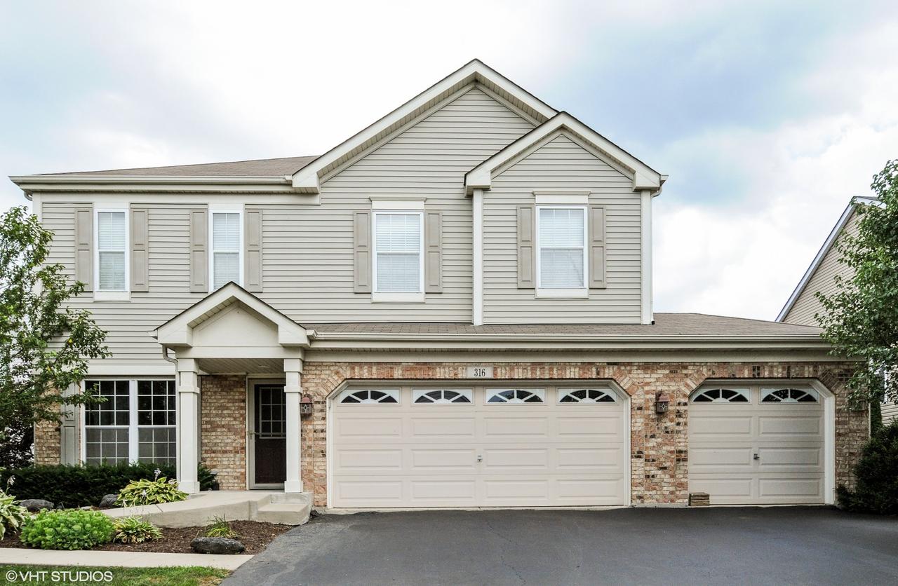 316 Stonegate Rd., Bolingbrook, IL 60440