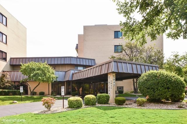 5840 W 104th St. #218, Oak Lawn, IL 60453
