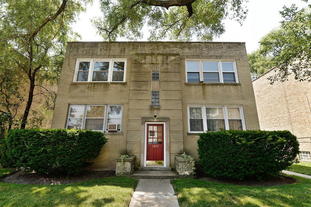 1633 W Glenlake Ave. #2W, Chicago, IL 60660