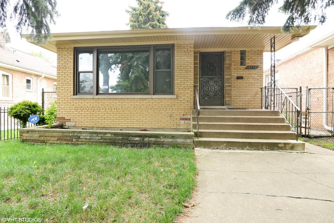2212 E 93rd St., Chicago, IL 60617