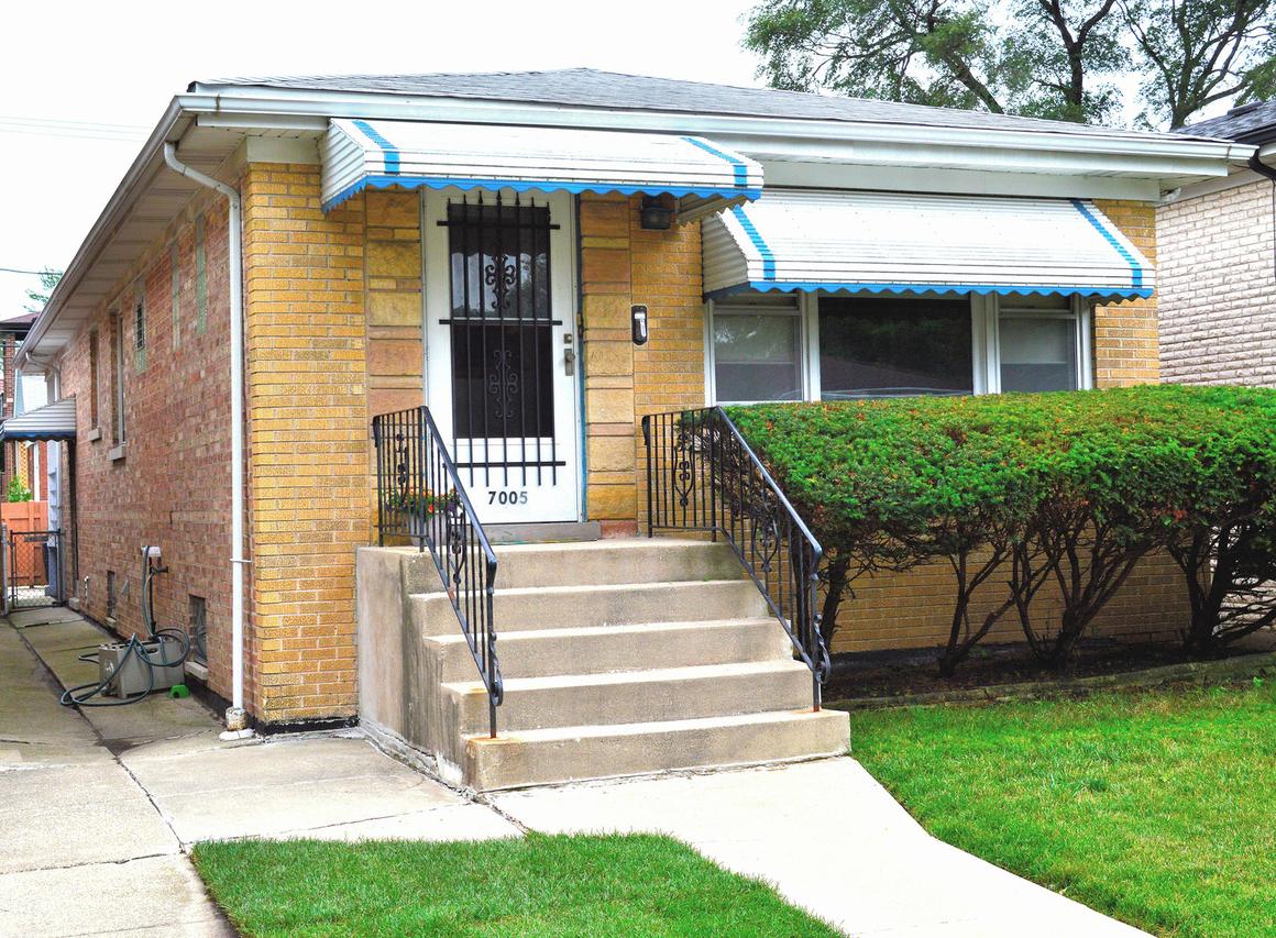 7005 W Armitage Ave., Chicago, IL 60707