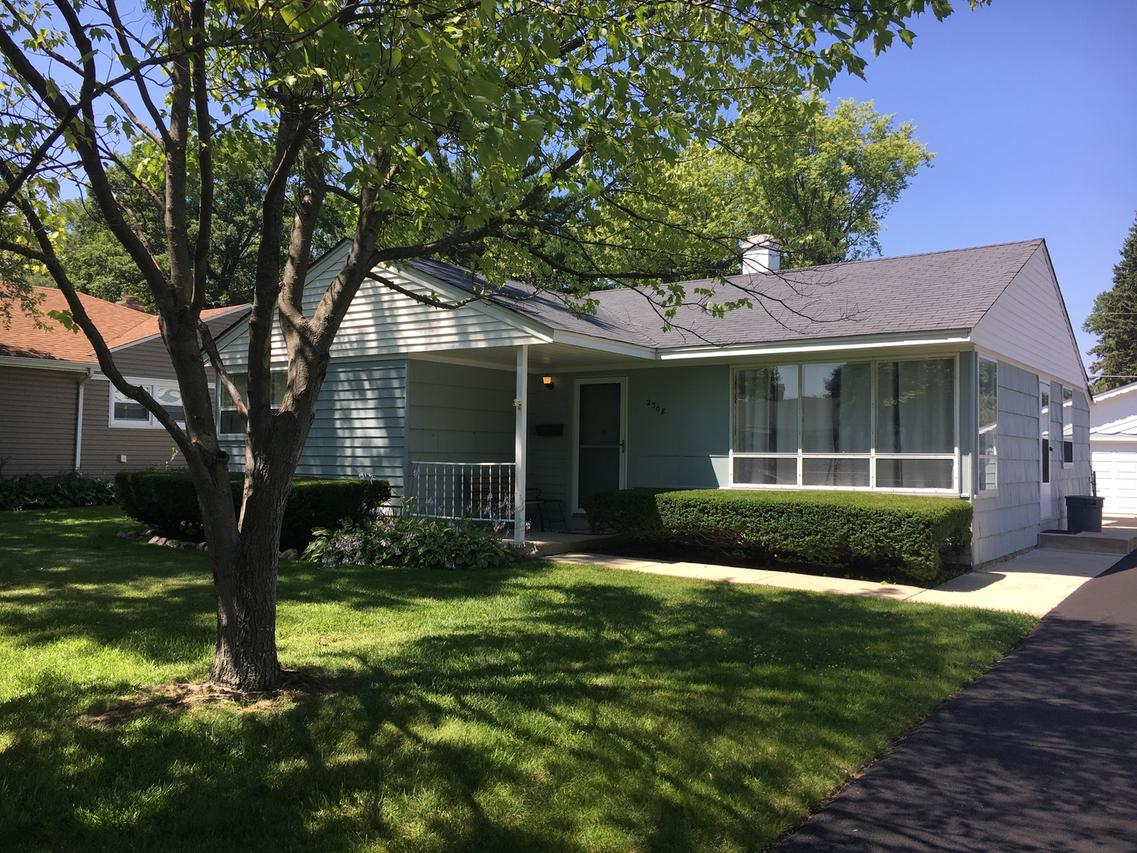 2308 Wing St., Rolling Meadows, IL 60008