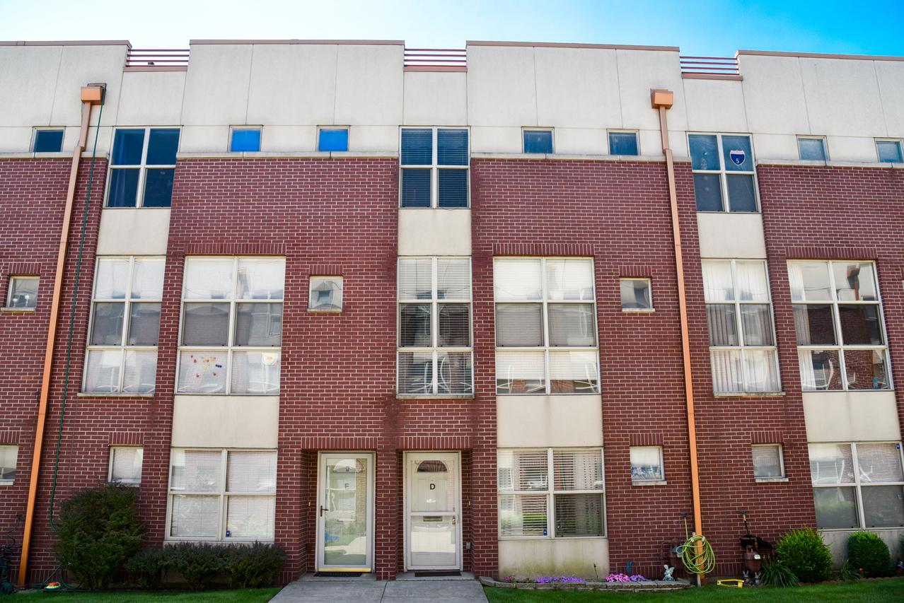 6951 N Western Ave. #D, Chicago, IL 60645