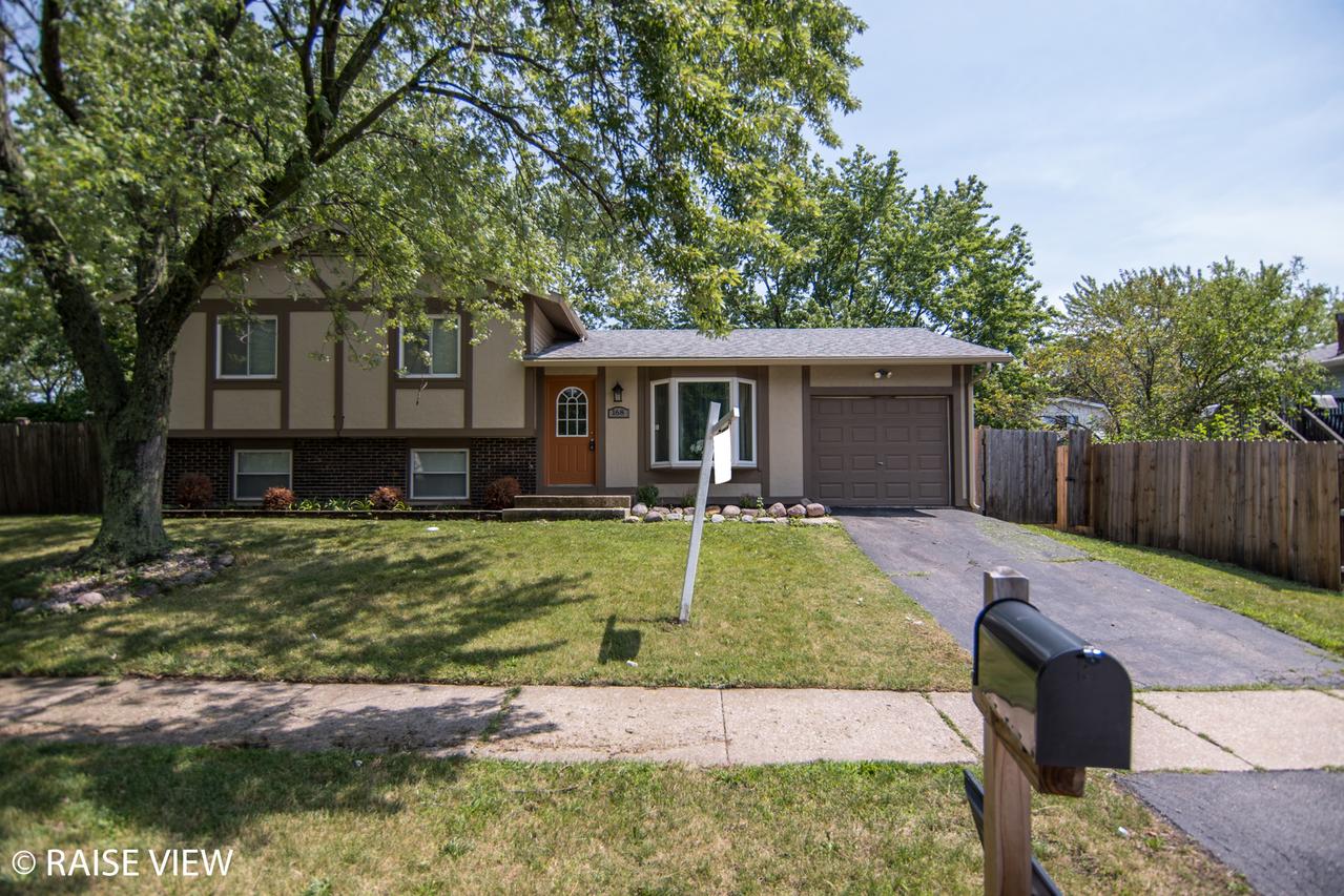 168 S Orchard Dr., Bolingbrook, IL 60440