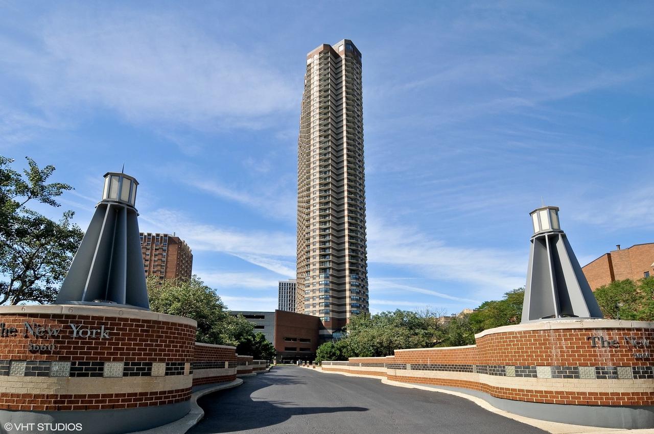 3660 N Lake Shore Dr. #3006, Chicago, IL 60613