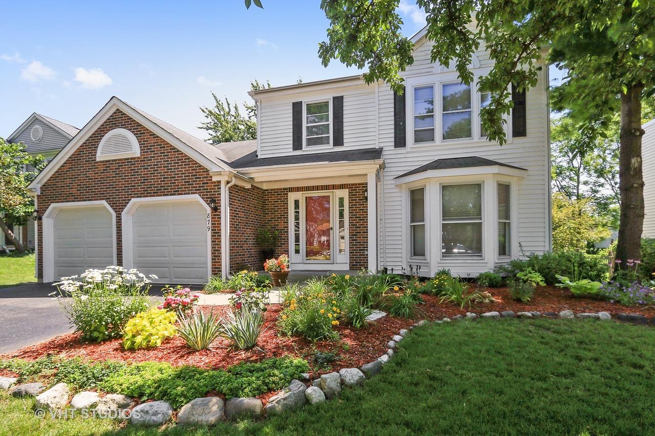 879 Belle Isle Ln., Vernon Hills, IL 60061