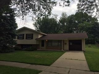 1323 Cabot Ln., Schaumburg, IL 60193