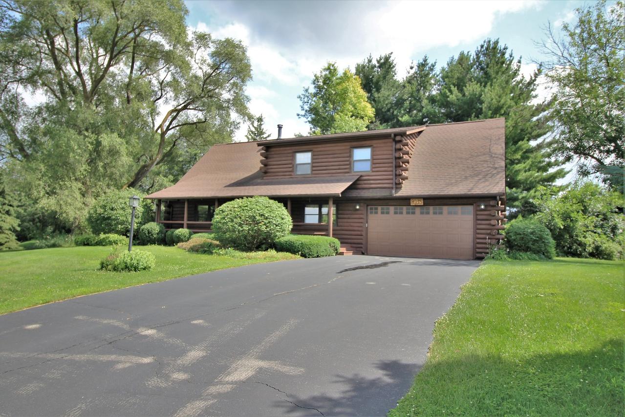8035 Prince Charming Ln., Roscoe, IL 61073