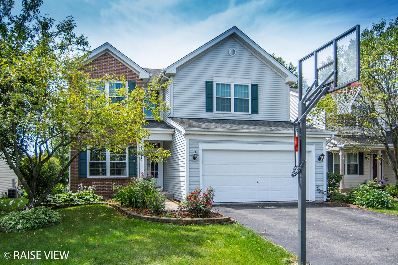 1081 Rosefield Ln., Aurora, IL 60504