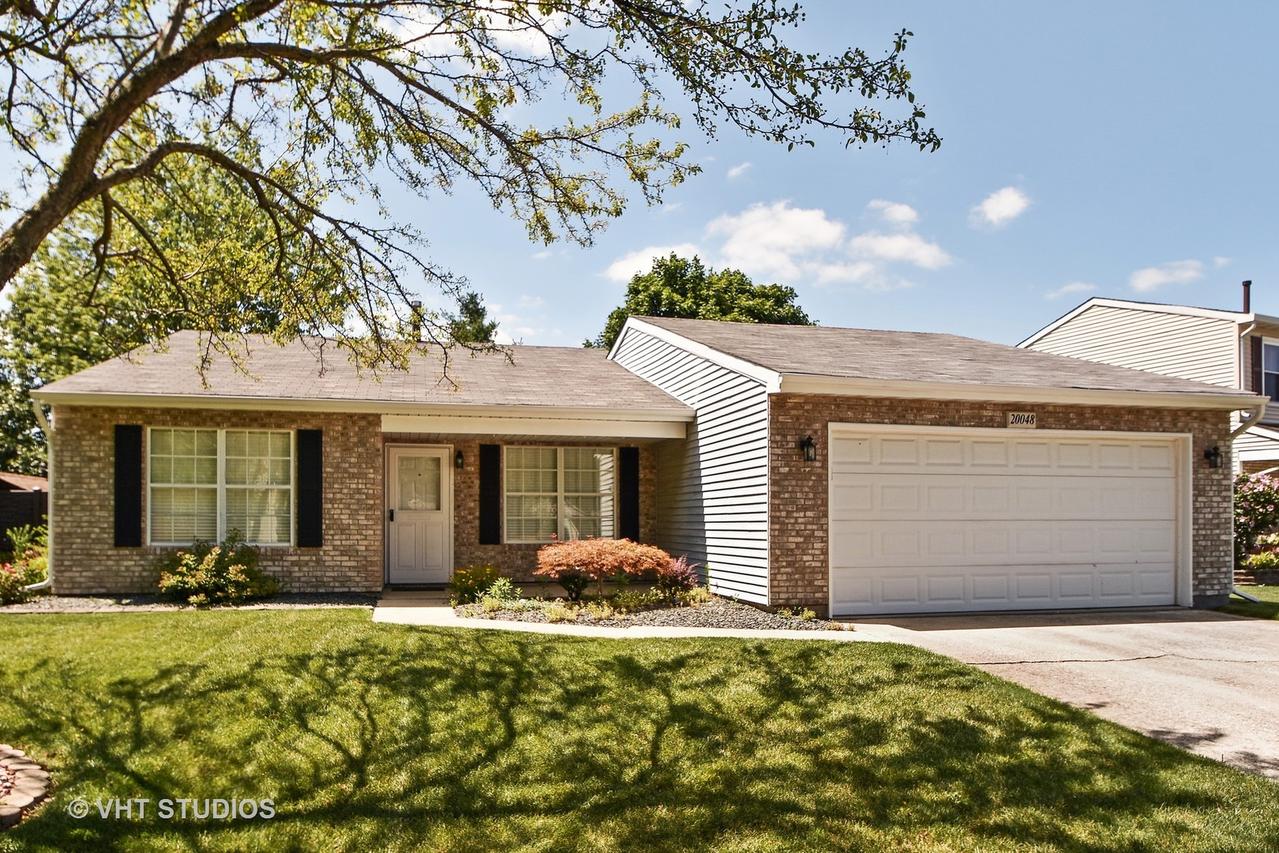 20048 S Rosewood Dr., Frankfort, IL 60423