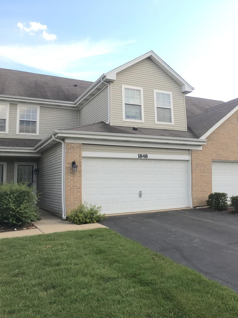 1848 Golden Gate Ln., Naperville, IL 60563