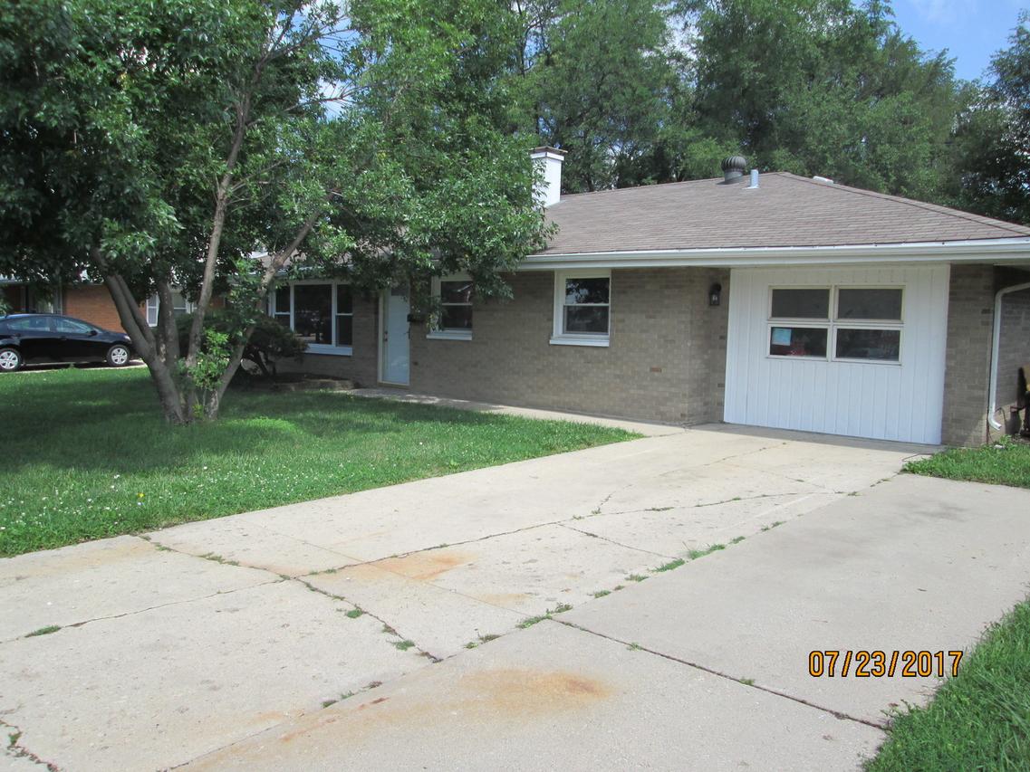 2205 Mcdonough St., Joliet, IL 60436