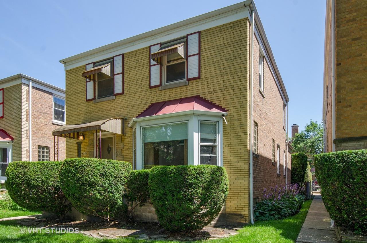 6245 N Richmond St., Chicago, IL 60659