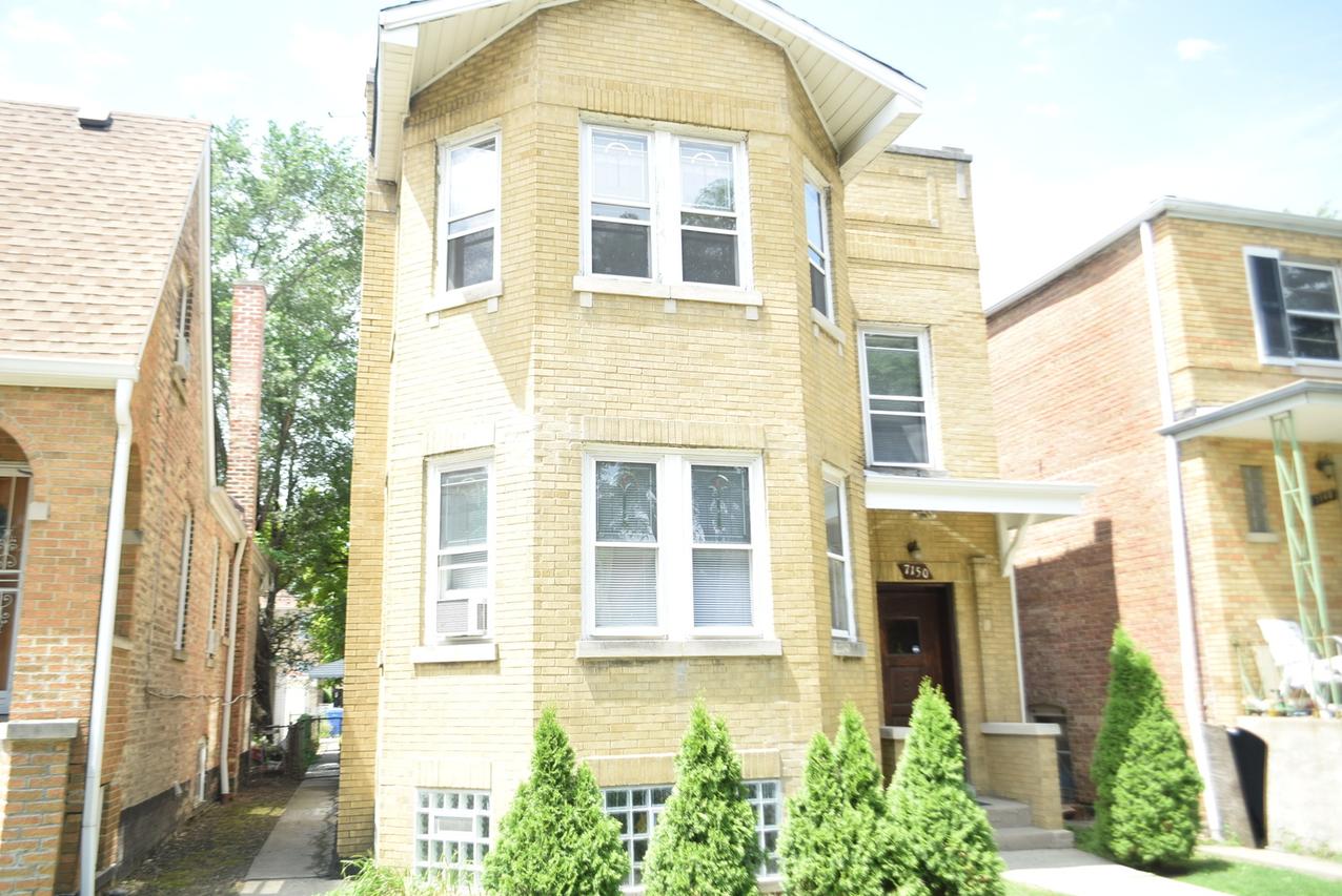 7150 S Mozart St., Chicago, IL 60629