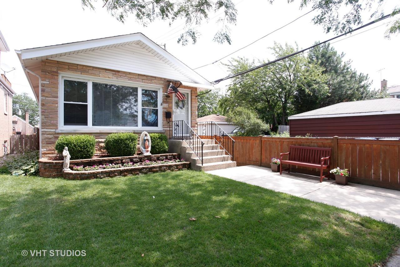 5215 N Nashville Ave., Chicago, IL 60656