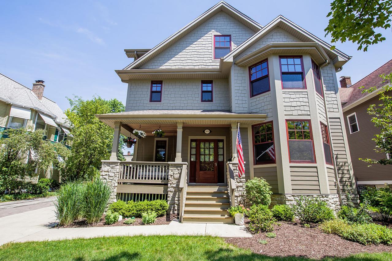 409 S Catherine Ave., La Grange, IL 60525
