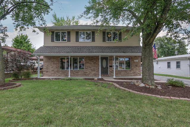 1027 Cherokee Pl., Lemont, IL 60439