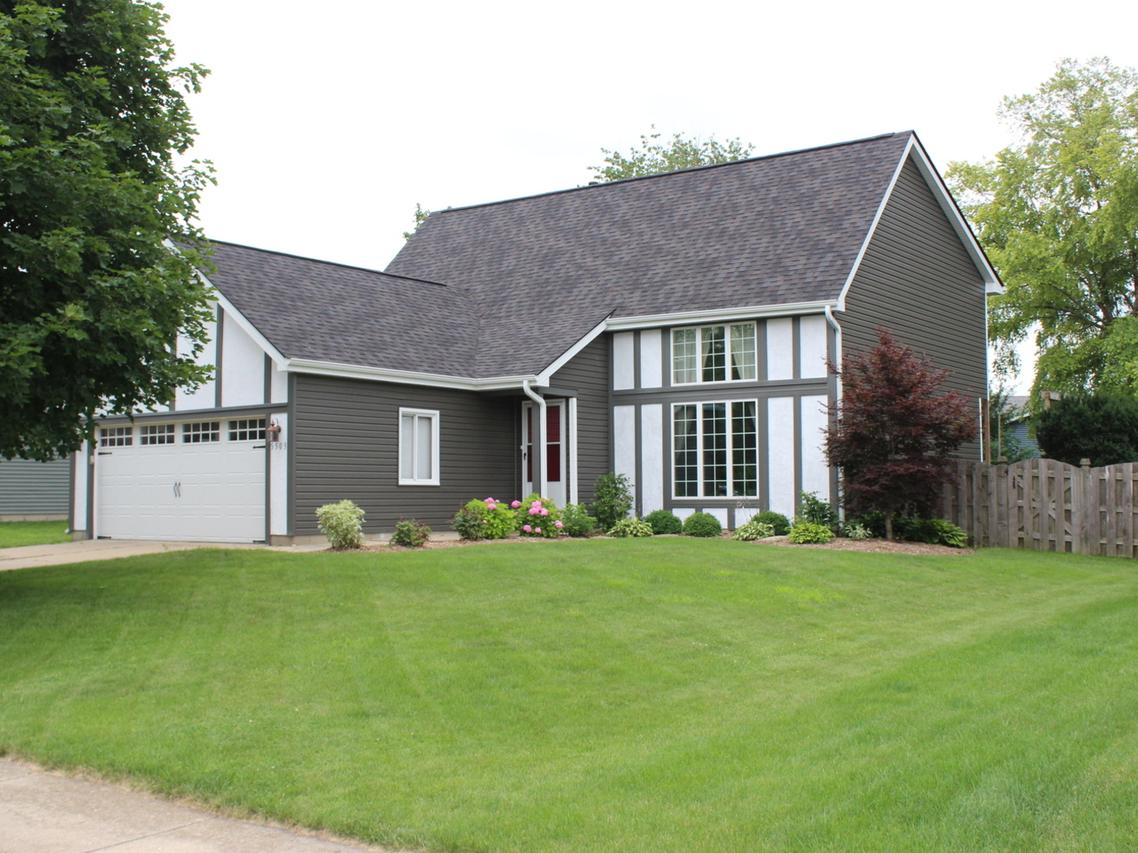 5503 W Chasefield Cir., Mchenry, IL 60050
