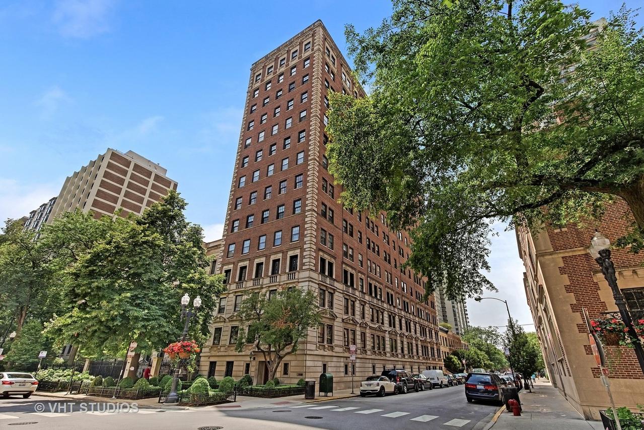 1366 N Dearborn Pkwy. #14A, Chicago, IL 60610