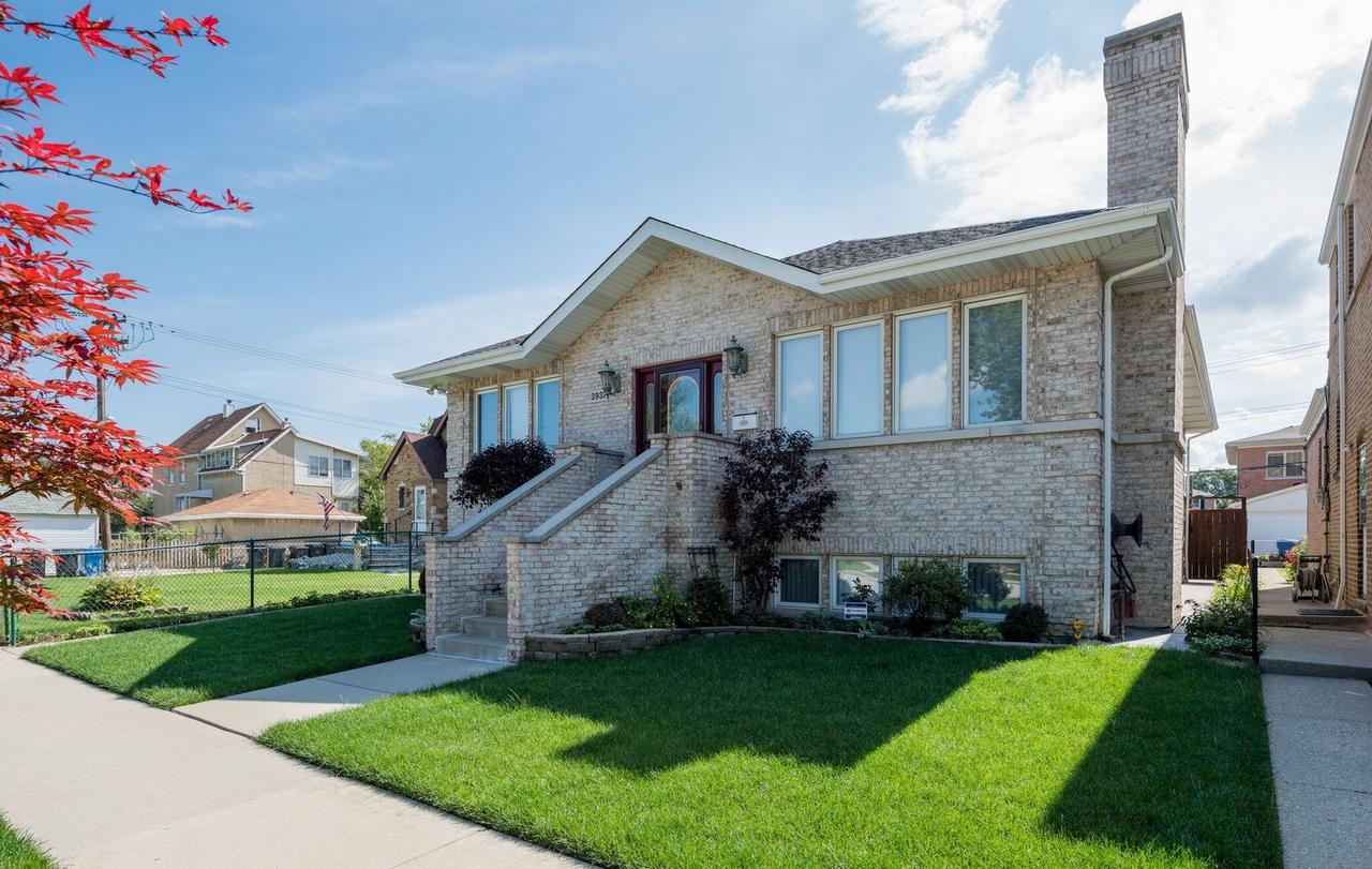 3937 N Page Ave., Chicago, IL 60634