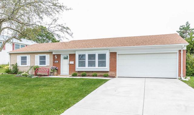 1316 Chalfont Dr., Schaumburg, IL 60194