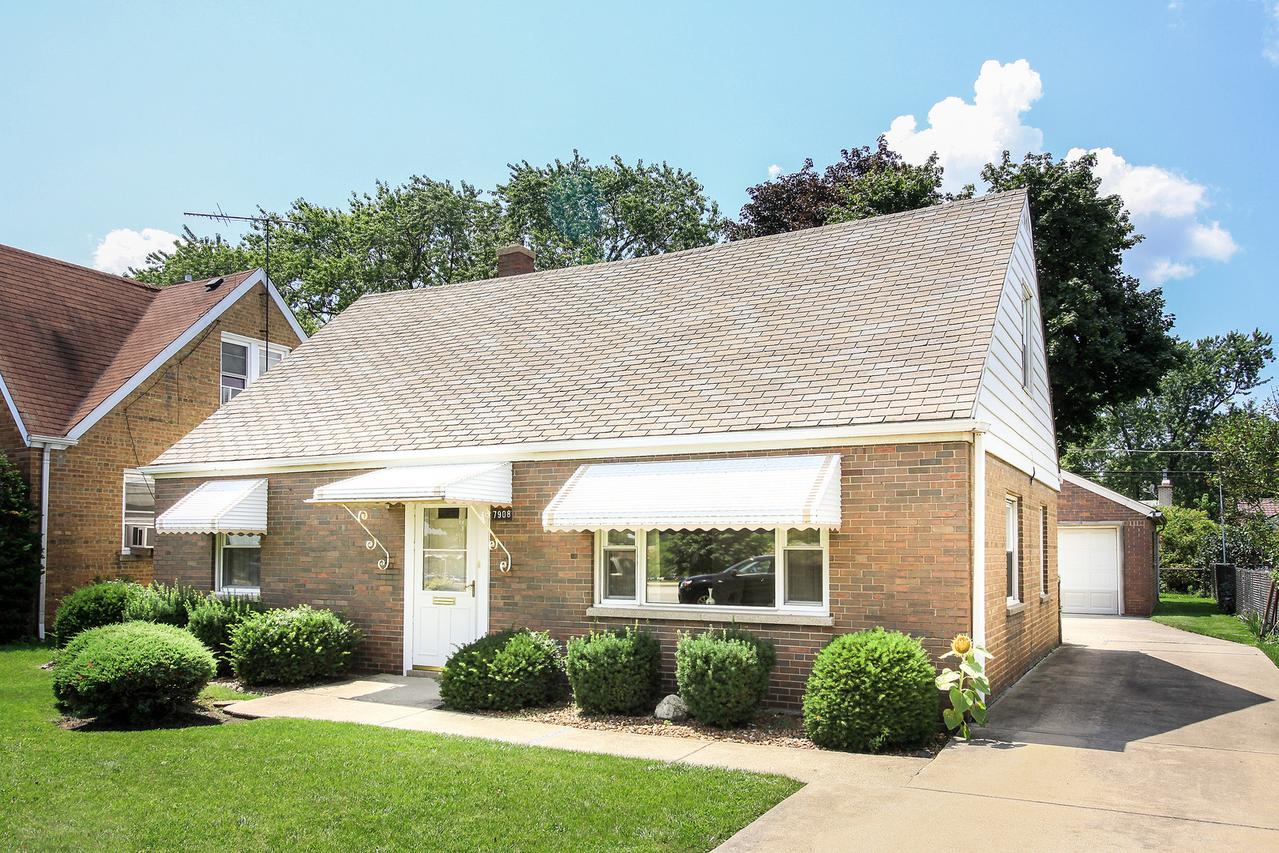 7908 N Waukegan Rd., Niles, IL 60714