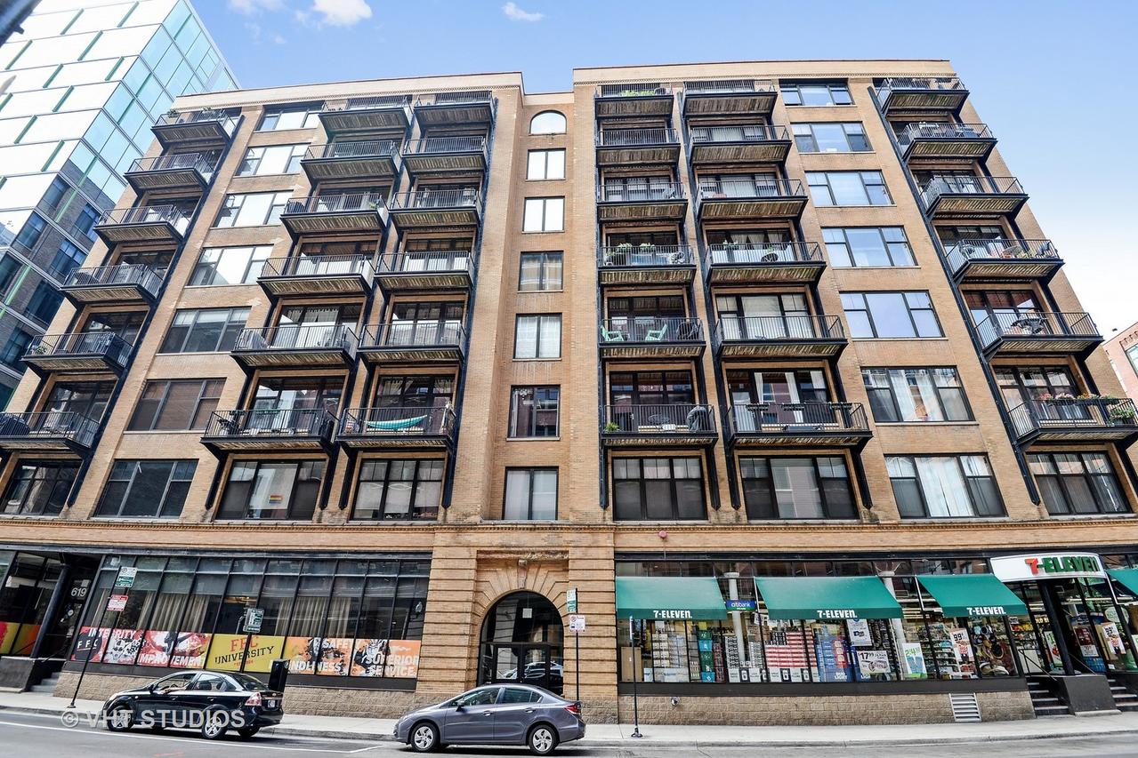 625 W Jackson Blvd. #604, Chicago, IL 60661