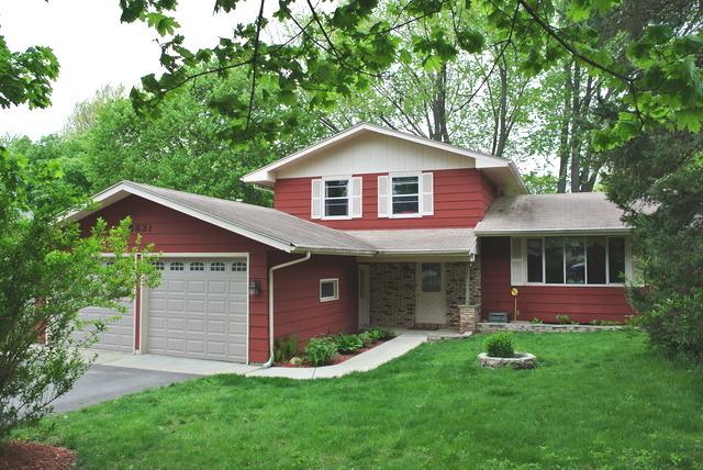 5821 Marietta Dr., Crystal Lake, IL 60014