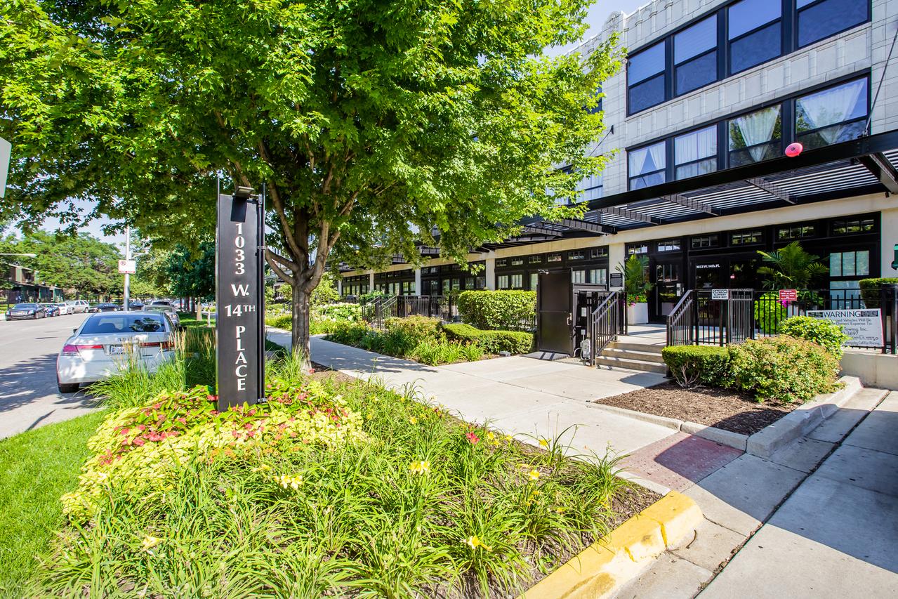 1033 W 14th Pl. #135, Chicago, IL 60608