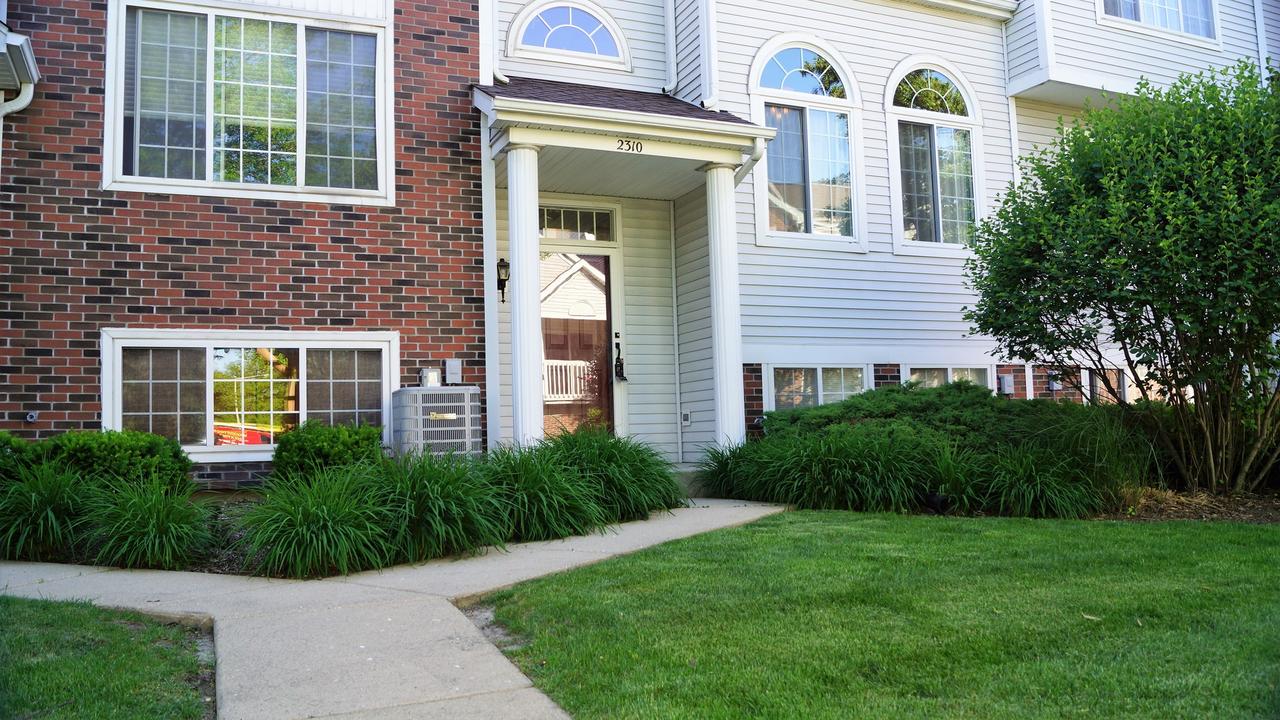 2310 Dawson Ln., Algonquin, IL 60102