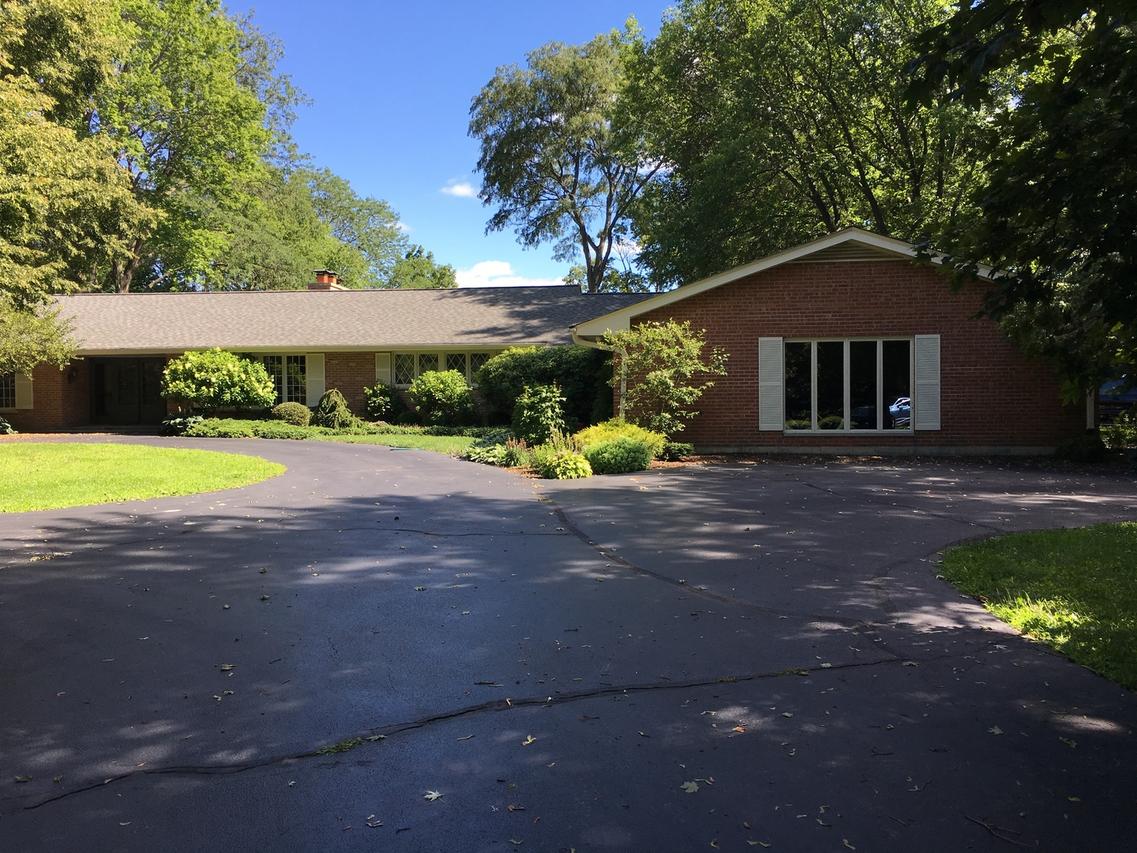 41 Crabapple Ln., Barrington Hills, IL 60010