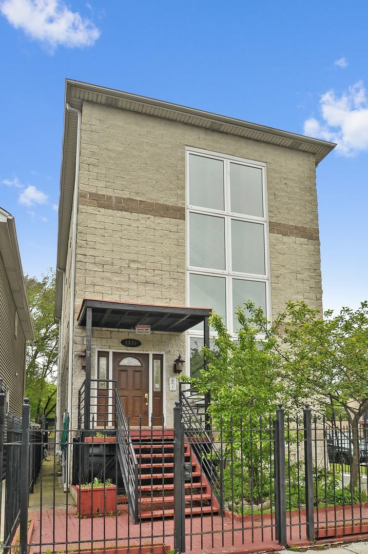2539 W Foster Ave. #2, Chicago, IL 60625