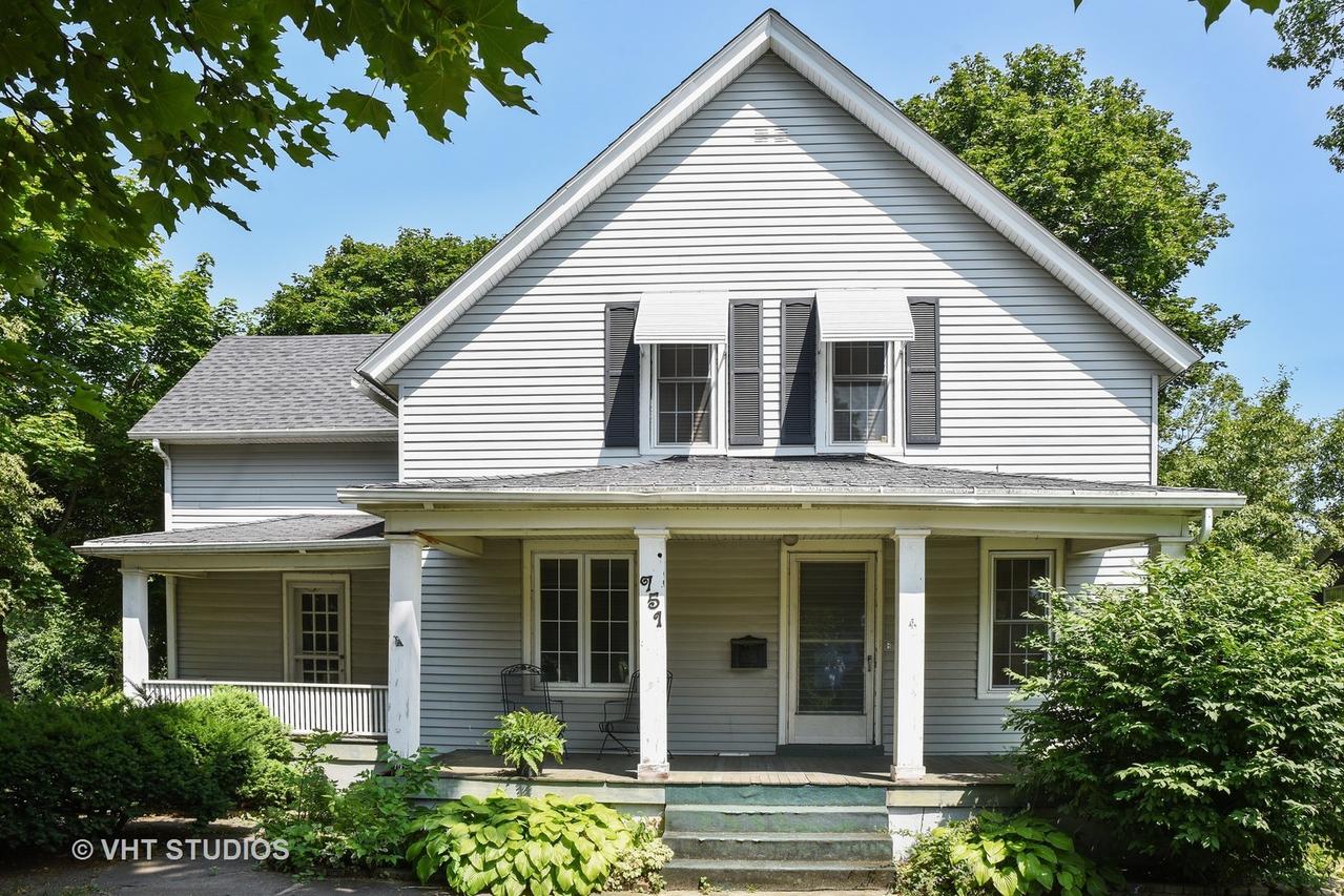751 Anderson Blvd., Geneva, IL 60134