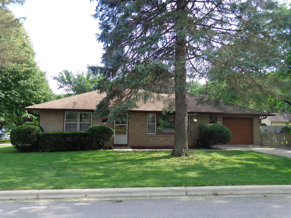 606 Eklund Ave., Geneva, IL 60134