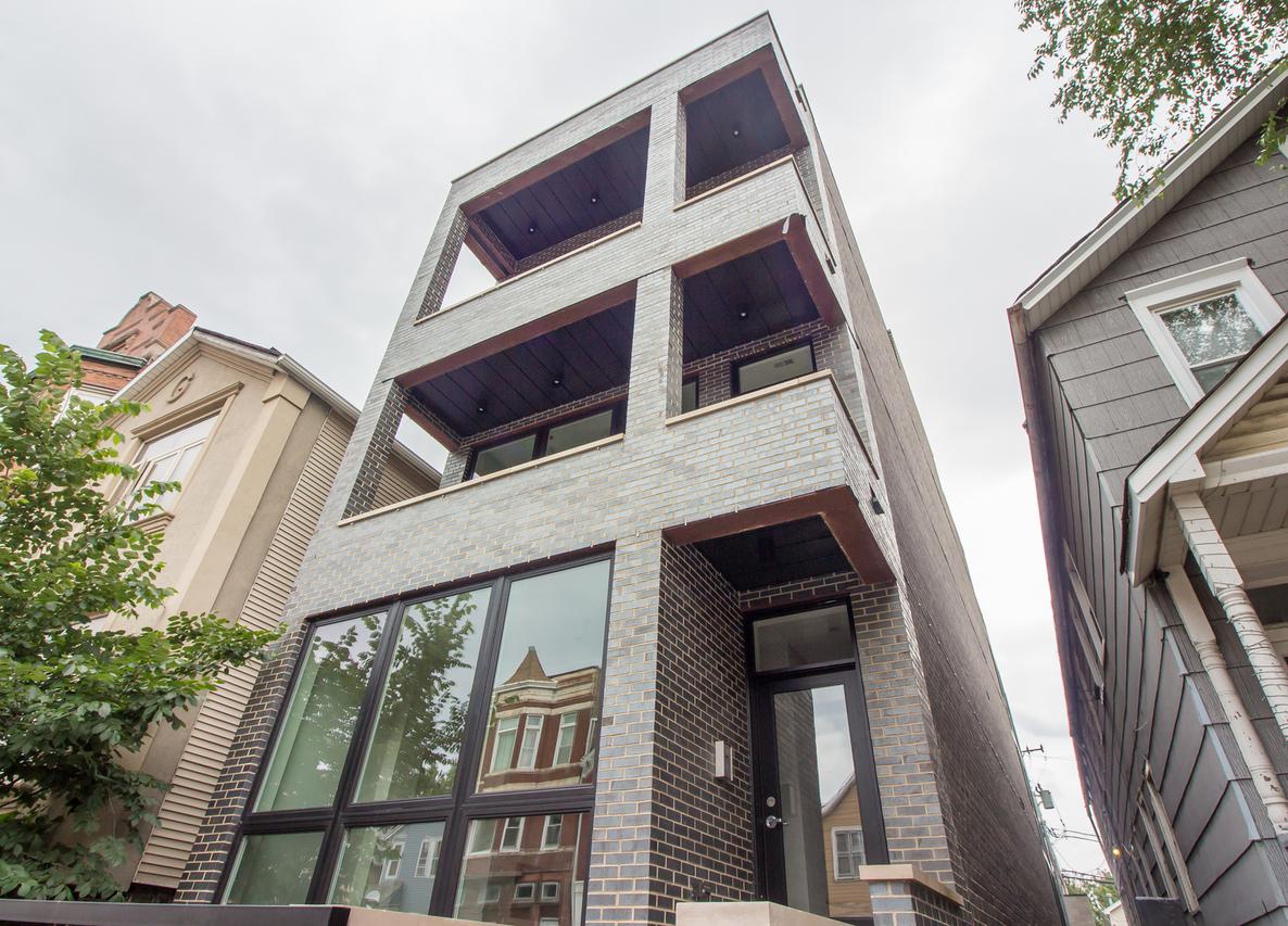 1543 W Augusta Blvd., Chicago, IL 60642