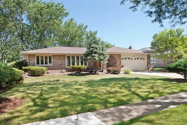 1706 Holly Ave., Darien, IL 60561
