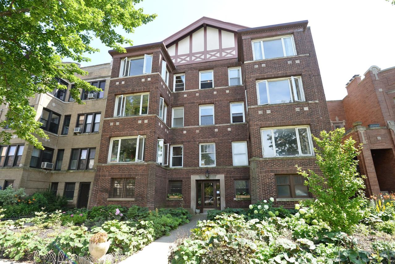 1107 W North Shore Ave. #3E, Chicago, IL 60626