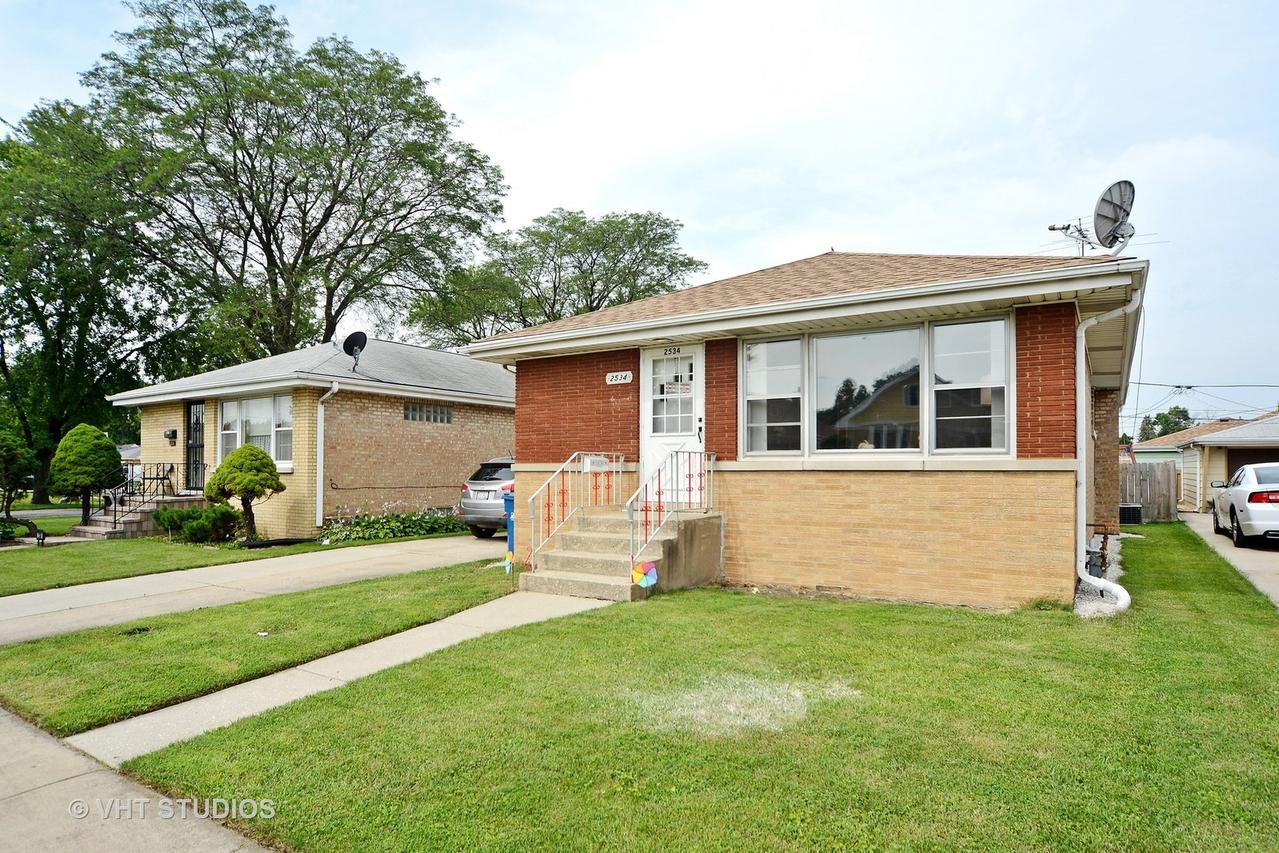 2534 Nona St., Franklin Park, IL 60131