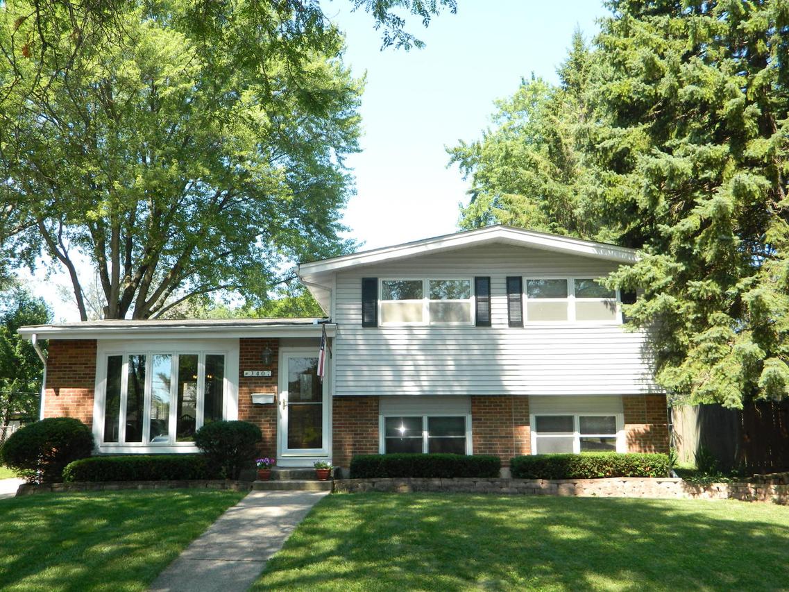 3407 S Wilke Rd., Rolling Meadows, IL 60008