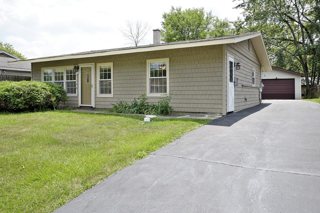 2140 219th St., Sauk Village, IL 60411