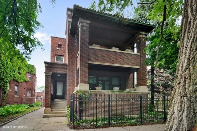 3042 W Palmer Blvd., Chicago, IL 60647