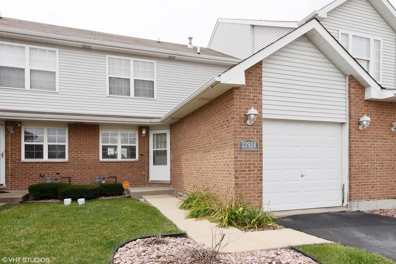 22924 Westwind Dr., Richton Park, IL 60471