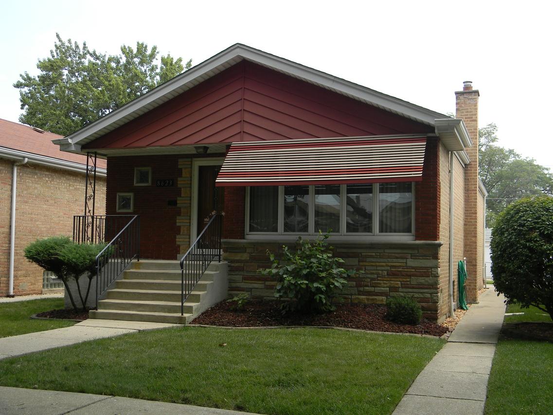 8623 S Kostner Ave., Chicago, IL 60652