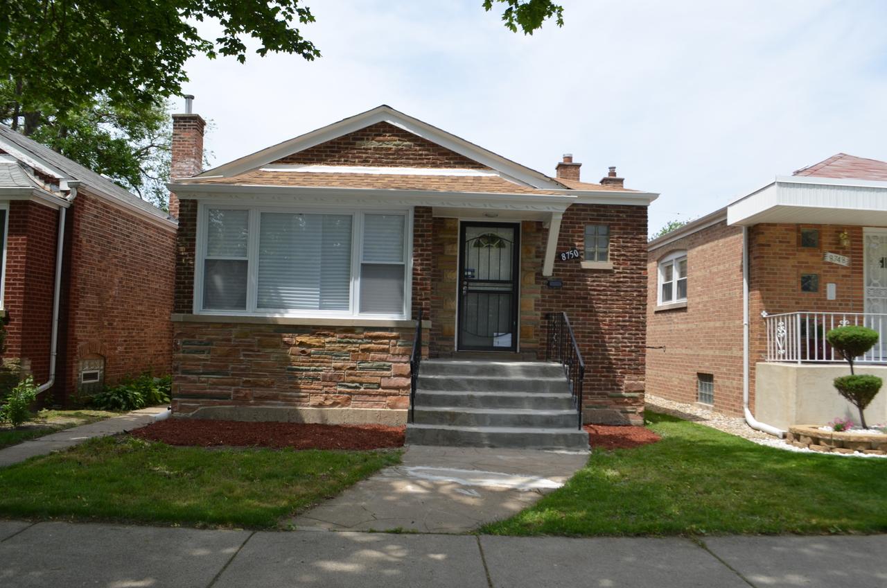 8750 S Cregier Ave., Chicago, IL 60617