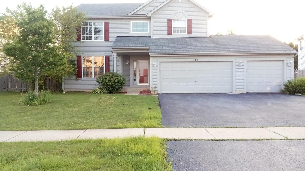 760 N Overlook Cir., Round Lake, IL 60073