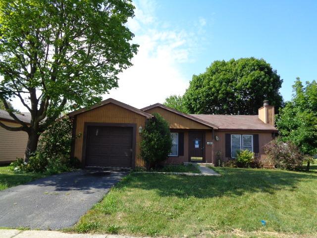 1320 Foxcroft Dr., Aurora, IL 60506