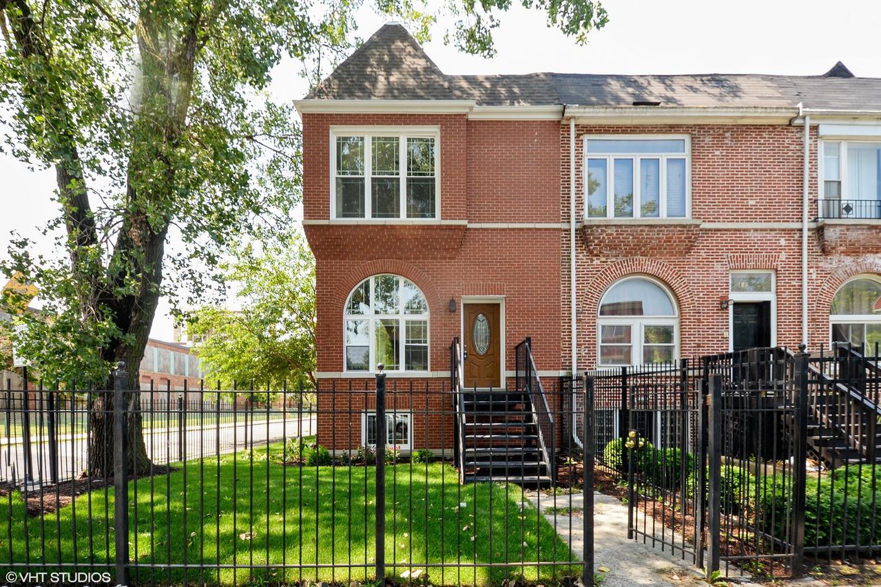728 S Campbell Ave., Chicago, IL 60612