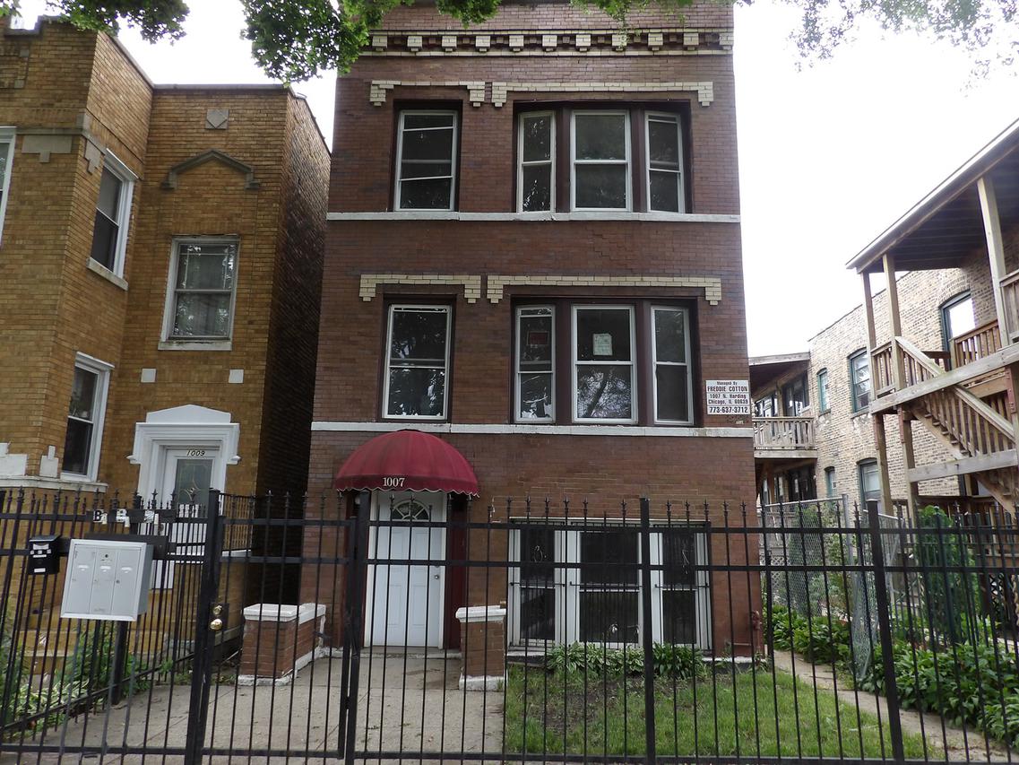1007 N Harding Ave., Chicago, IL 60651